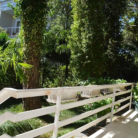 A Cozy Duplex In The Lalzi Bay Villa Durrës