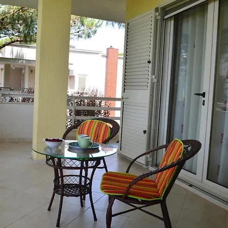 A Cozy Duplex In The Lalzi Bay Villa *