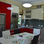 A Cozy Duplex In The Lalzi Bay *