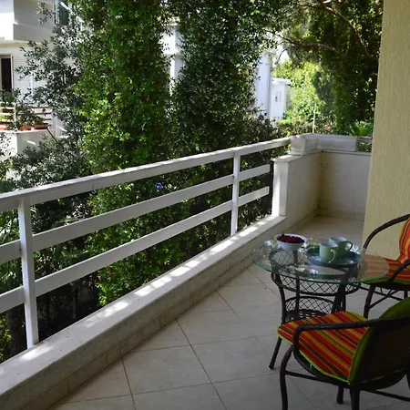 빌라 A Cozy Duplex In The Lalzi Bay *