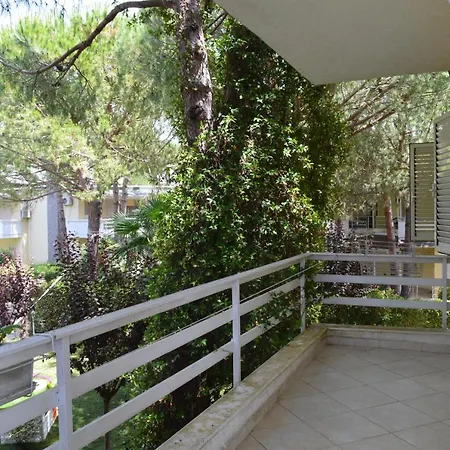 Willa A Cozy Duplex In The Lalzi Bay *