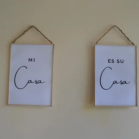 A Cozy Duplex In The Lalzi Bay וילה