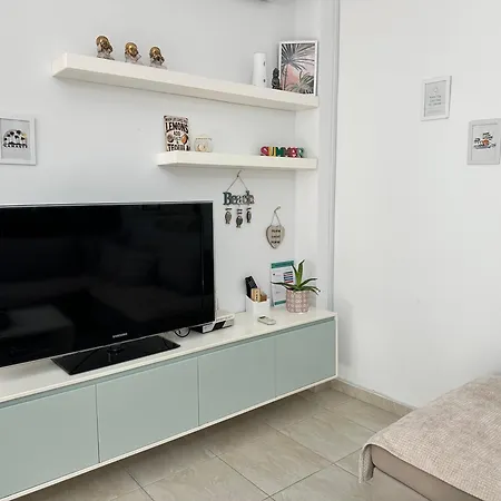 A Cozy Duplex In The Lalzi Bay * 드라치