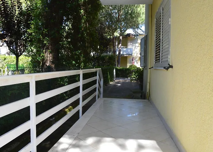 A Cozy Duplex In The Lalzi Bay Durrës