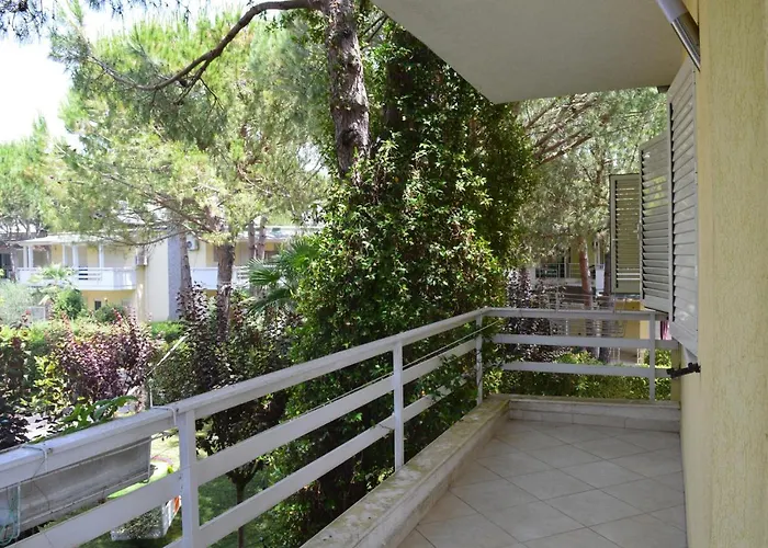 别墅 A Cozy Duplex In The Lalzi Bay *