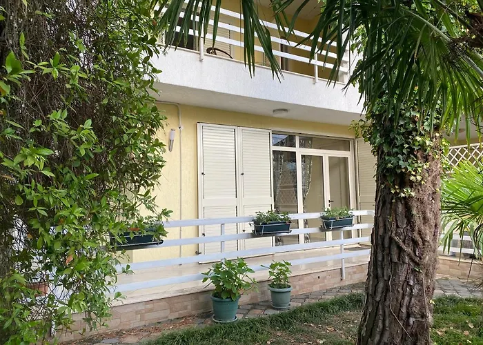 别墅 A Cozy Duplex In The Lalzi Bay