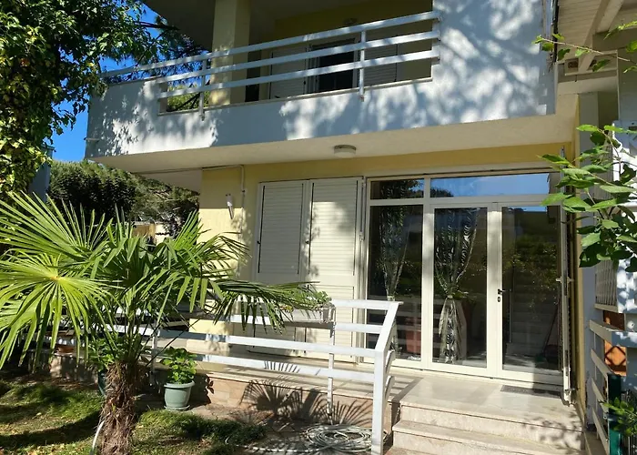A Cozy Duplex In The Lalzi Bay * Durres