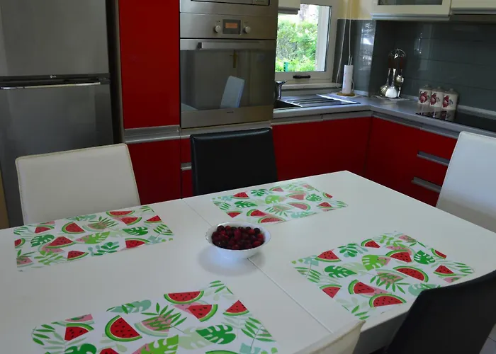 别墅 A Cozy Duplex In The Lalzi Bay *