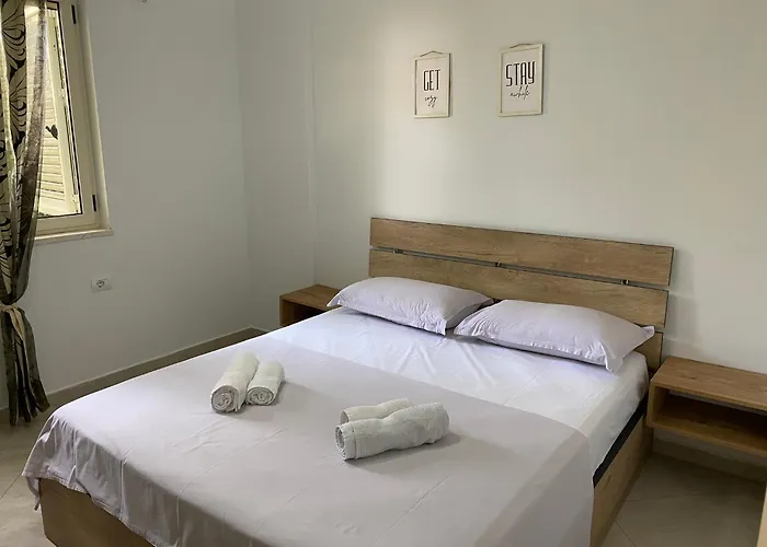 A Cozy Duplex In The Lalzi Bay 别墅 Durrës